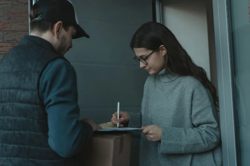 Beyond the Photo: Why Delivery Confirmation Images No Longer Settle Disputes—and What Does