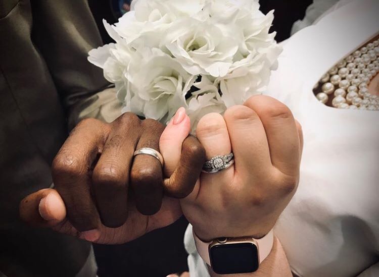 How Do Rings Symbolize Unity In Modern Wedding Ceremonies?