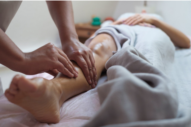 Transform Your Day with a Healing Full Body Massage Vancouver Session