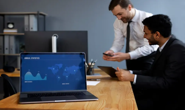 IT Solution Consulting for Hybrid and Distributed Work Environments